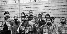 Viața în lagărul de la Auschwitz, considerat iadul pe pâmânt. De ce a fost ales acest loc. Peste 1,1 milioane de oameni au fost uciși